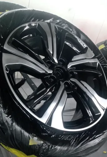 Rodas aro 17 5x114, personalizadas na @estheticar