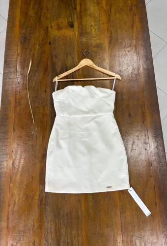 Vestido Curto estruturado