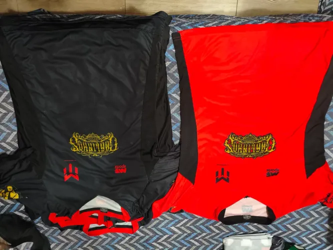 11 camisa de futebol mais 1 camisa de goleiro 