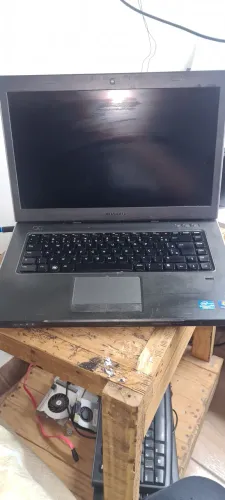 Notebook Dell vostro 3560 l, i7, 6 gigas.