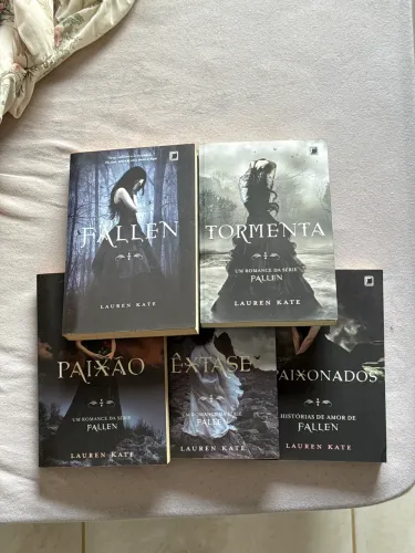 Coleção Livros Fallen