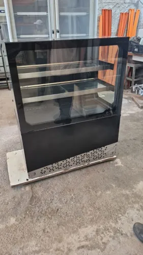 Balcão Refrigerado para Confeitaria - Ar Forçado 1,00 m