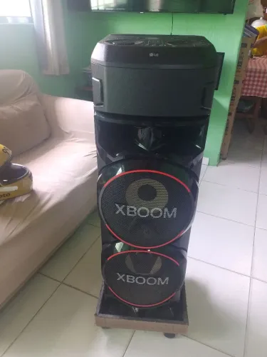 Som LG modelo XBOOM RN9