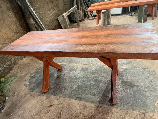 Mesa rústica