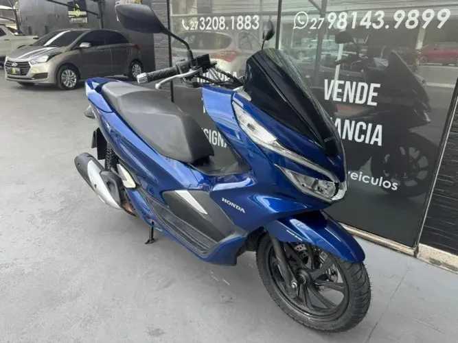 Honda PCX 19/20 - 19.000km - Muito nova - Pneus novos - R Maia Veiculos