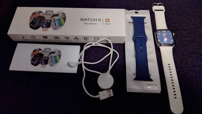 Relógio Watch 9 RDFIT, Diversas Funções, Carrega USB e Tomada, Novo, Caixa e Manual