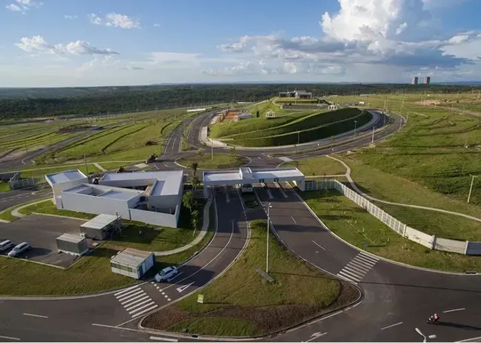 Terreno para venda com 502 metros quadrados em Condomínio Residencial Vila Jardim - Cuiabá