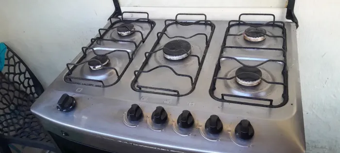 VENDE-SE FOGÃO DE INOX