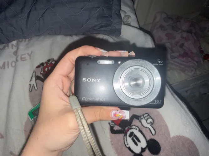 Câmera Sony cyber shot dsc- w710 16.1mp