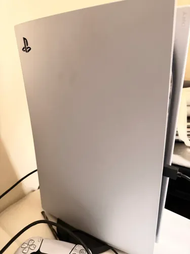 Console PlayStation 5 - Digital Edition com 2 controles