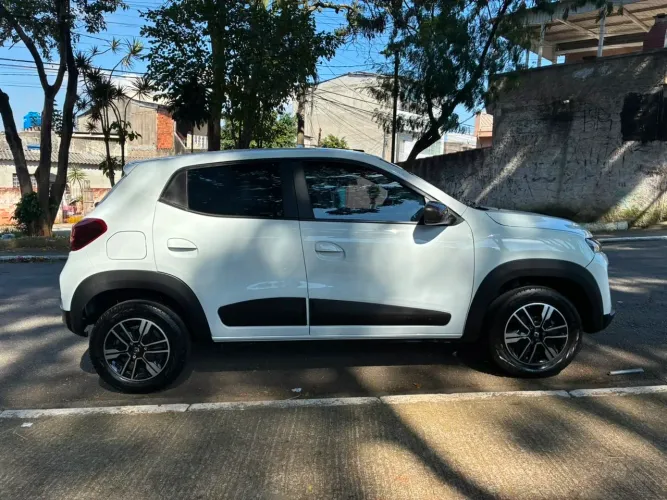 Renault Kwid Intense 1.0 Flex 12V 5P Mec. 2024