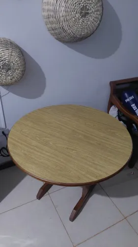 Mesa de jantar redonda