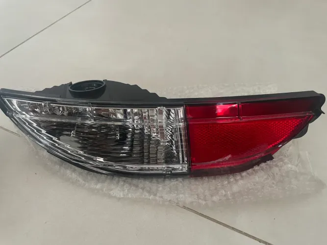 Lanterna Fiat Toro
