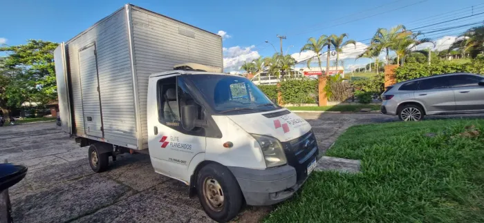 Ford Transit Furgão 3330 2.4 Tdci Curto Dies. 2011