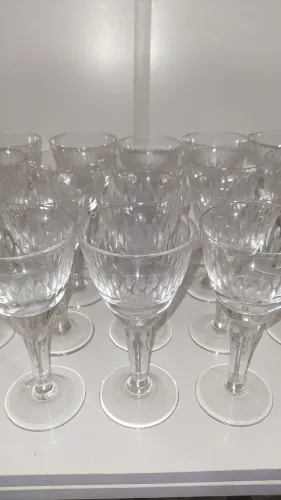 Jogo Com 12 Antigas Taças Em Cristal Hering Lapidado À Mão