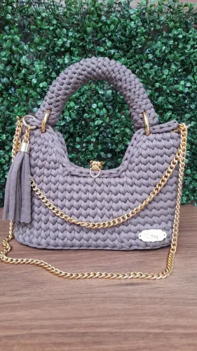 Bolsa de crochê(fio de malha)