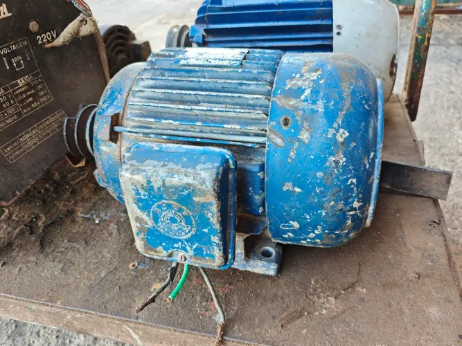 Lote / Motores Elétricos Trifásicos + Eixo/Mandril Serra Cortadeira