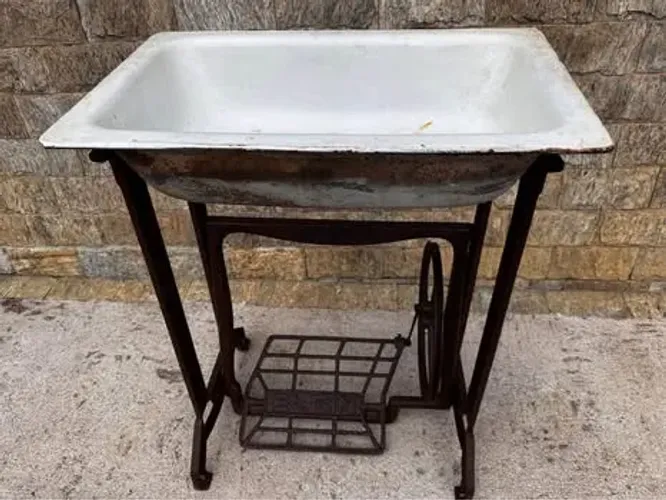 lavatório (Cuba) antiga de ferro esmaltada 