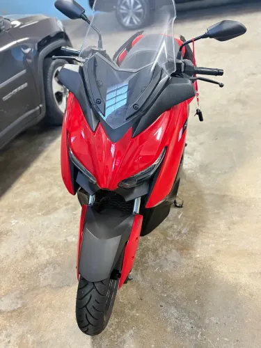 Xmax