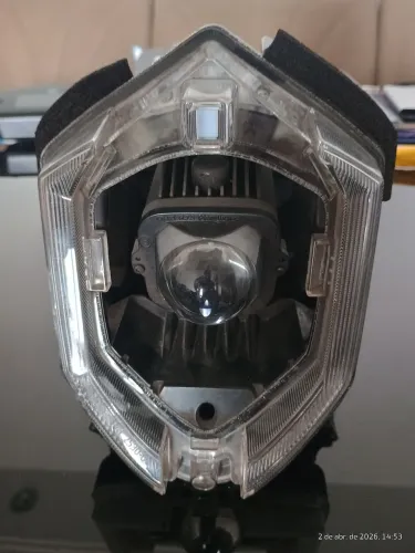 FAROL BLOCO ÓPTICO COMPLETO LED ORIGINAL YAMAHA CROSSER 150 (2023 a 2026)
