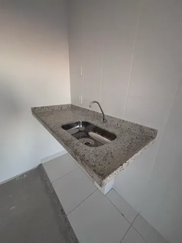 Pia de cozinha com Cuba em inox