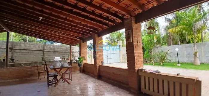 Chácara com 3 dormitórios à venda, 2000 m² por R$ 640.000 - Buquirinha - São José dos Camp