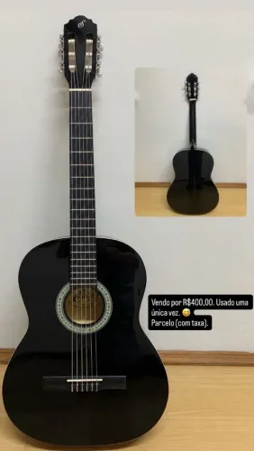 Violão preto, novo