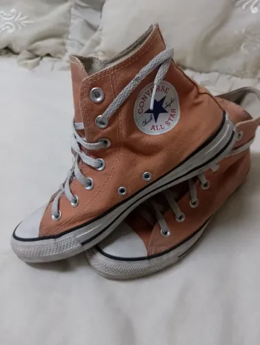 Tênis ALL star 37 converse Chuck Taylor cano alto laranja