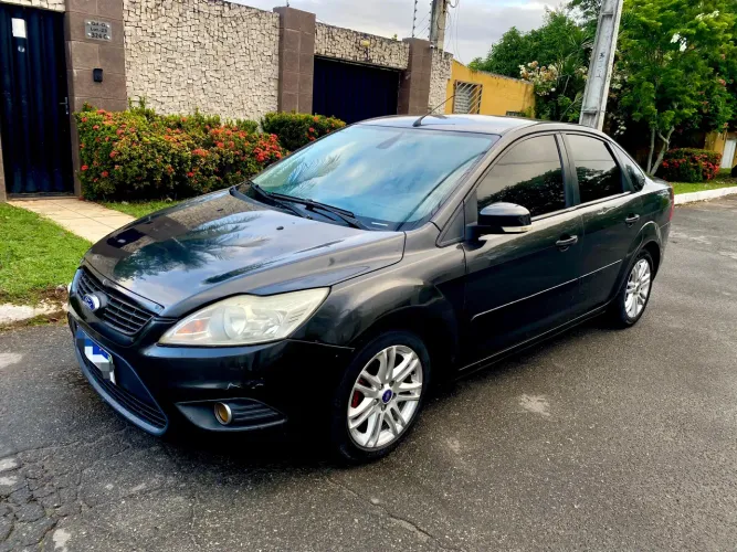 Ford Focus Sedan 2.0 16v/2.0 16V Flex 4P 2012
