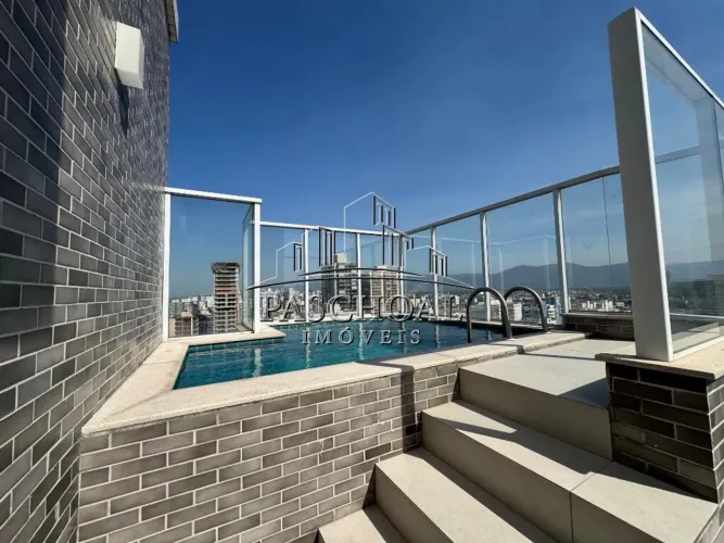 COBERTURA MOBILIADA DUPLEX COM 3 QUARTOS SENDO 3 SUÍTES NA GUILHERMINA EM PRAIA GRANDE