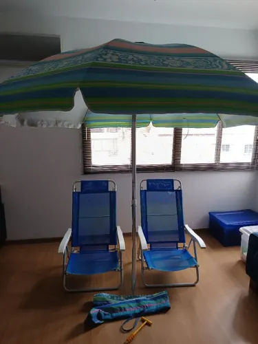 Cadeira de praia par e guarda sol MOR usados