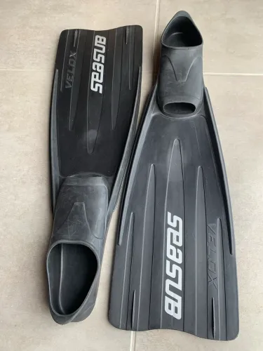 Nadadeira Seasub Velox TAM 41 zerada