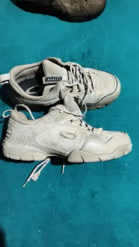 Tenis Oakley 