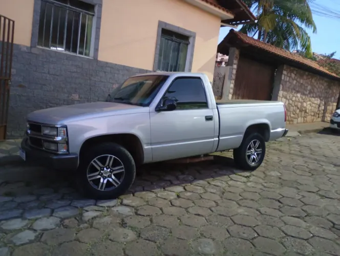 Chevrolet Silverado 4.1 1998