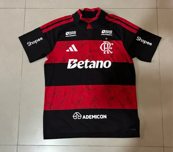Camisa Flamengo Paqueta autografada pelo elenco 2026