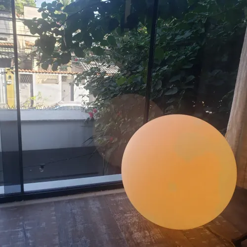 QUEIMA DE ESTOQUE: LUMINÁRIA ESFERA GIGANTE BLINDADA NOVA (ÚLTIMAS UNIDADES!)