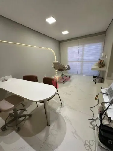 Ponto Comercial para Alugar de 06 Salas no Bairro Jardim América em Ribeirão Preto com Rec