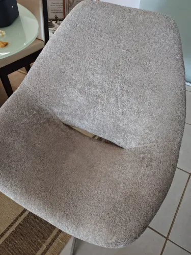 Duas Cadeiras Giratórias da Jacaúna - R$450,00 cada