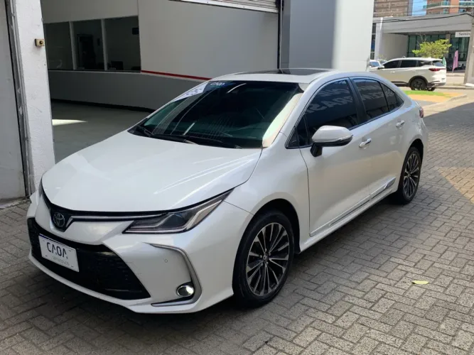 Toyota Corolla Altis Hybrid 1.8 16V Flex Aut. 2025