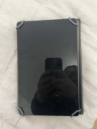 Tablet Lenovo Tab TB311FU 64GB, 4GB RAM, Tela 10.1 na cor Cinza Bateria 5.100 mAh