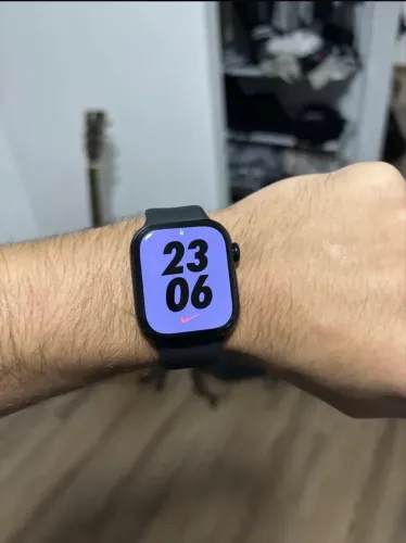 Smartwatch Apple Series 10 - 100% Saúde da Bateria