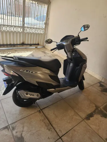 Vendo moto elite 2024
