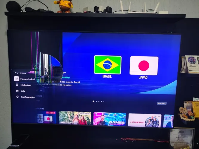 Smart TV para retirar peças/ Televisão Samsung 65 polegadas