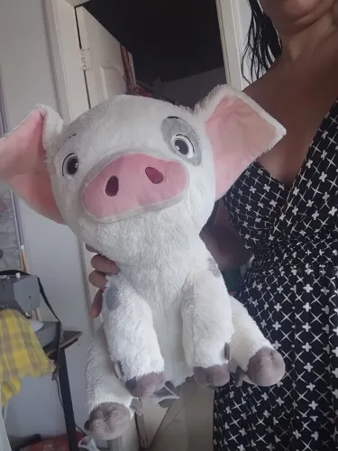 Porquinho da Moana poá pelúcia