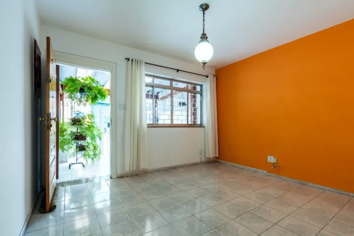 Casa para venda em Saúde com 2 quartos, 92m²