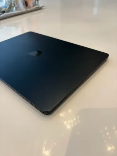 MacBook Air M3 2024 16GB 512GB | Estado de Novo