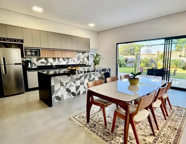 Casa à venda em Nova Odessa, Jardim Residencial Fibra, com 3 quartos, com 165 m², Parque F