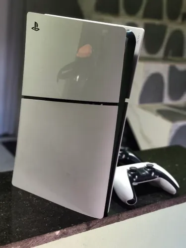 Ps5 slim mídia física e mídia digital