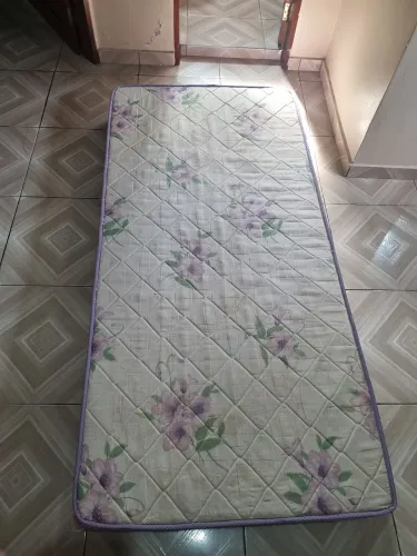 COLCHÃO ORTOBOM USADO 2 MESES