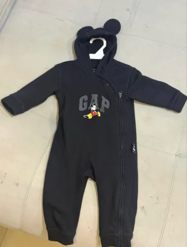 macacão gap disney mickey preto 12-18 meses